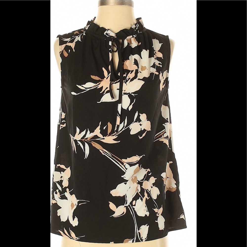 ✨ 3 items for 15% off bundle ✨ Merona XS floral blouse - like new condition
